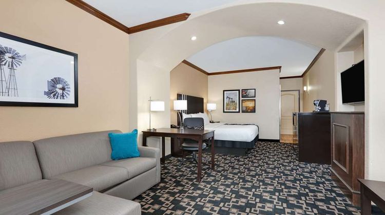 La Quinta Inn & Suites Big Spring Suite