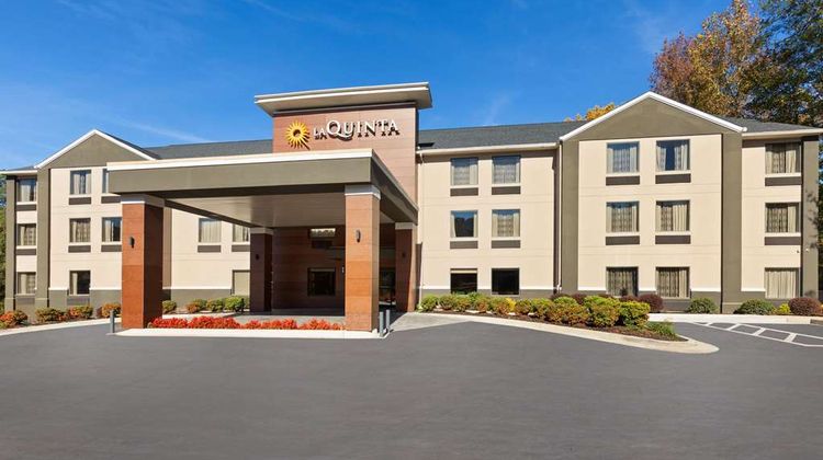 La Quinta Inn & Suites Snellville Exterior