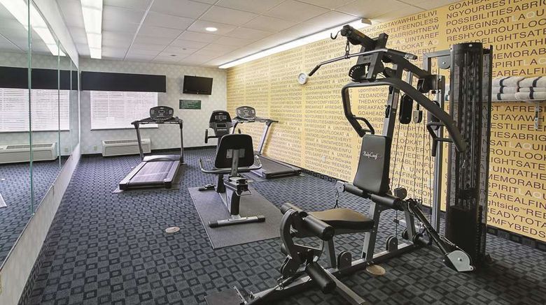 <b>La Quinta Inn & Suites by Wyndham Dallas Health</b>. Images powered by <a href="https://iceportal.shijigroup.com/" title="IcePortal" target="_blank">IcePortal</a>.