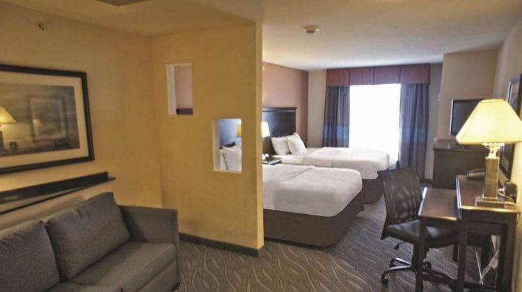 La Quinta Inn & Suites Edmond Room