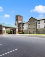 La Quinta Inn & Suites Louisville