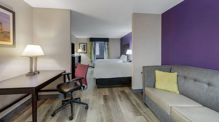 La Quinta Inn & Suites Louisville Room