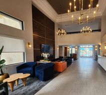 La Quinta Inn & Suites San Fran. Arprt W Lobby