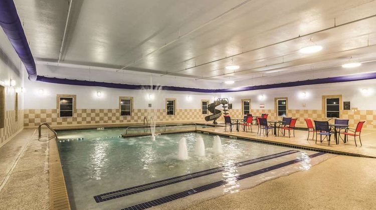 La Quinta Inn & Suites Fargo Pool