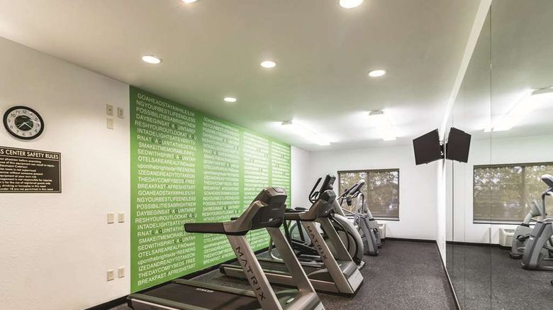 <b>La Quinta Inn & Suites Fargo Health</b>. Images powered by <a href="https://iceportal.shijigroup.com/" title="IcePortal" target="_blank">IcePortal</a>.