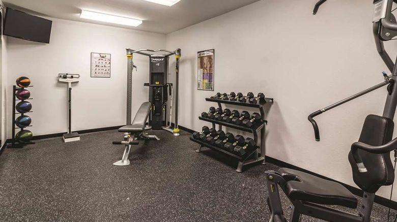 <b>La Quinta Inn & Suites Fargo Health</b>. Images powered by <a href="https://iceportal.shijigroup.com/" title="IcePortal" target="_blank">IcePortal</a>.
