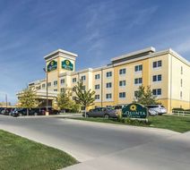 La Quinta Inn & Suites Fargo Exterior