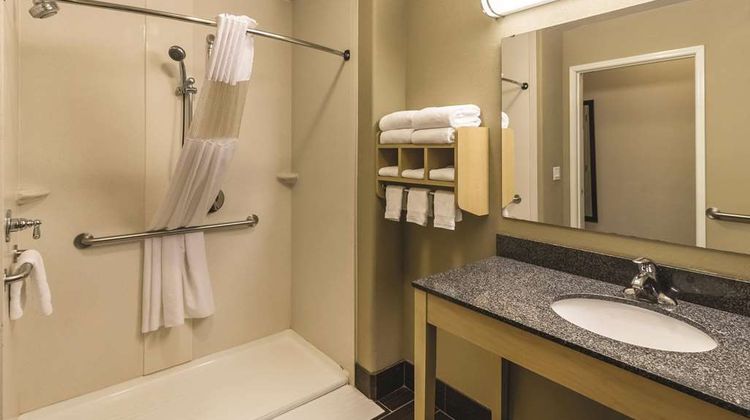 La Quinta Inn & Suites Fargo Room