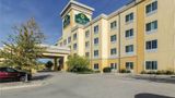 La Quinta Inn & Suites Fargo Exterior
