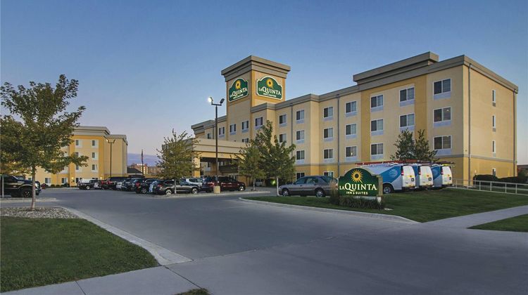 La Quinta Inn & Suites Fargo Exterior