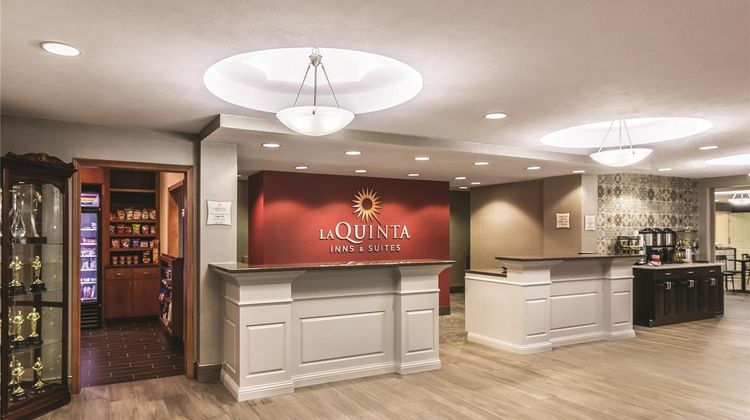 La Quinta Inn & Suites Fargo Lobby