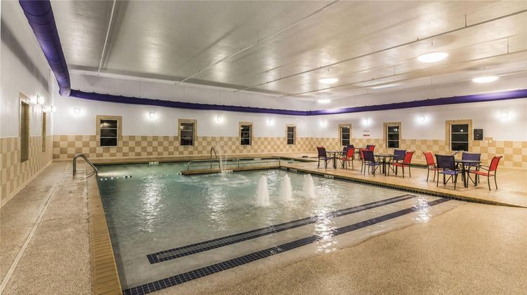 La Quinta Inn & Suites Fargo Pool