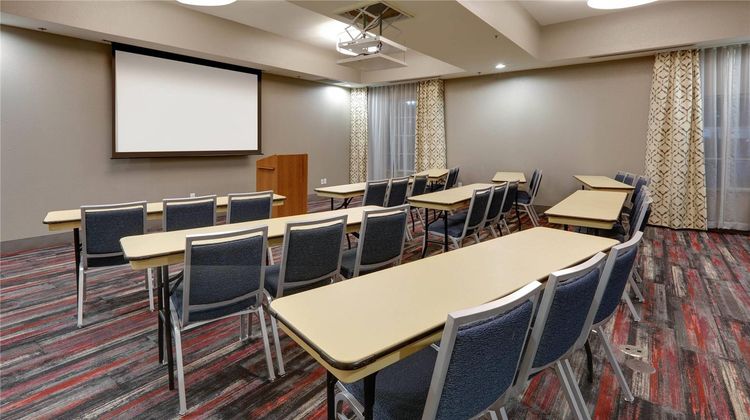La Quinta Inn & Suites Dallas Love Field Meeting