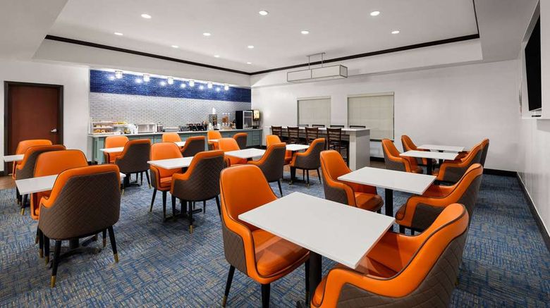 <b>La Quinta Inn & Suites Denton Other</b>. Images powered by <a href="https://iceportal.shijigroup.com/" title="IcePortal" target="_blank">IcePortal</a>.