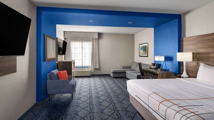 La Quinta Inn & Suites Denton Room
