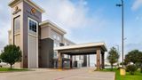 <b>La Quinta Inn & Suites Denton Exterior</b>. Images powered by <a href="https://iceportal.shijigroup.com/" title="IcePortal" target="_blank">IcePortal</a>.