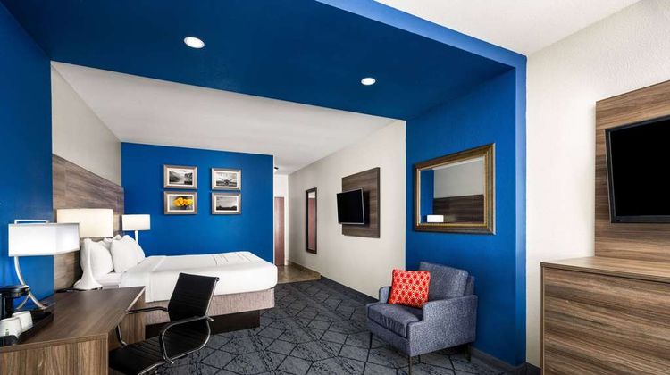La Quinta Inn & Suites Denton Room