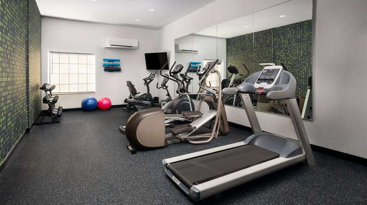 La Quinta Inn & Suites Denton Health