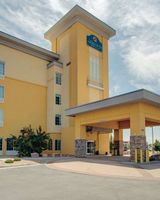 La Quinta Inn & Suites Gateway Park