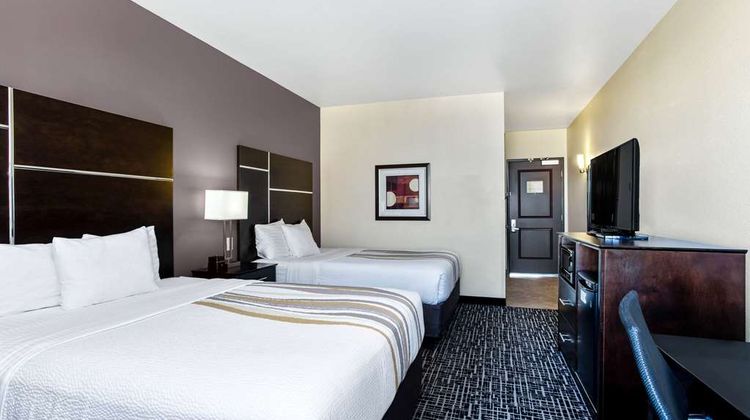 La Quinta Inn & Suites Gateway Park Room