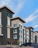 La Quinta Inn & Suites Gateway Park
