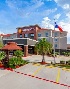 La Quinta Inn and Suites Channelview