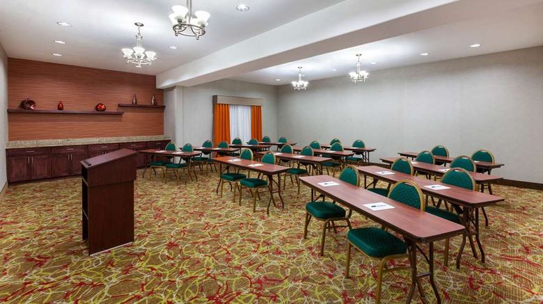 <b>La Quinta Inn and Suites Channelview Room</b>. Images powered by <a href="https://iceportal.shijigroup.com/" title="IcePortal" target="_blank">IcePortal</a>.
