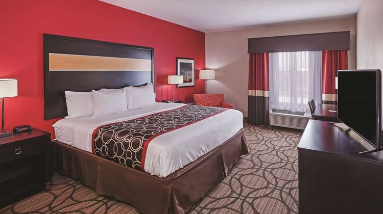 La Quinta Inn & Stes MSU Area Room