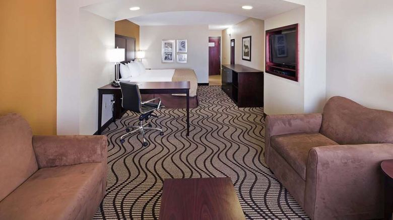 <b>La Quinta Inn & Suites Floresville Room</b>. Images powered by <a href="https://iceportal.shijigroup.com/" title="IcePortal" target="_blank">IcePortal</a>.