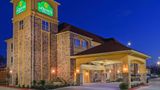 La Quinta Inn & Suites Floresville Exterior
