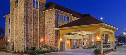 La Quinta Inn & Suites Floresville Exterior