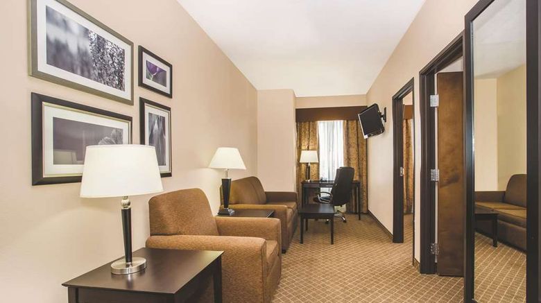 <b>La Quinta Inn & Suites Ely Suite</b>. Images powered by <a href="https://iceportal.shijigroup.com/" title="IcePortal" target="_blank">IcePortal</a>.