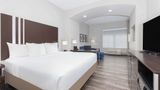 <b>La Quinta Inn & Suites Tyler University Room</b>. Images powered by <a href="https://iceportal.shijigroup.com/" title="IcePortal" target="_blank">IcePortal</a>.