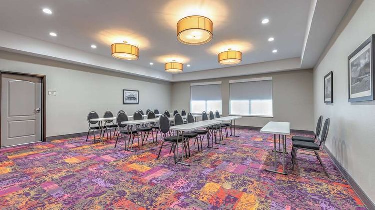 La Quinta Inn & Suites Tyler University Meeting