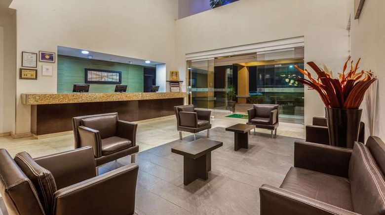 <b>La Quinta by Wyndham Poza Rica Lobby</b>. Images powered by <a href="https://iceportal.shijigroup.com/" title="IcePortal" target="_blank">IcePortal</a>.