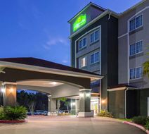 La Quinta Inn & Suites Leesville Exterior