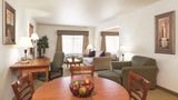 La Quinta Inn & Suites Kennewick Suite