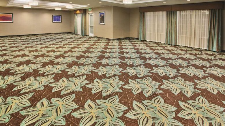 <b>La Quinta Inn & Suites Bellingham Meeting</b>. Images powered by <a href="https://iceportal.shijigroup.com/" title="IcePortal" target="_blank">IcePortal</a>.