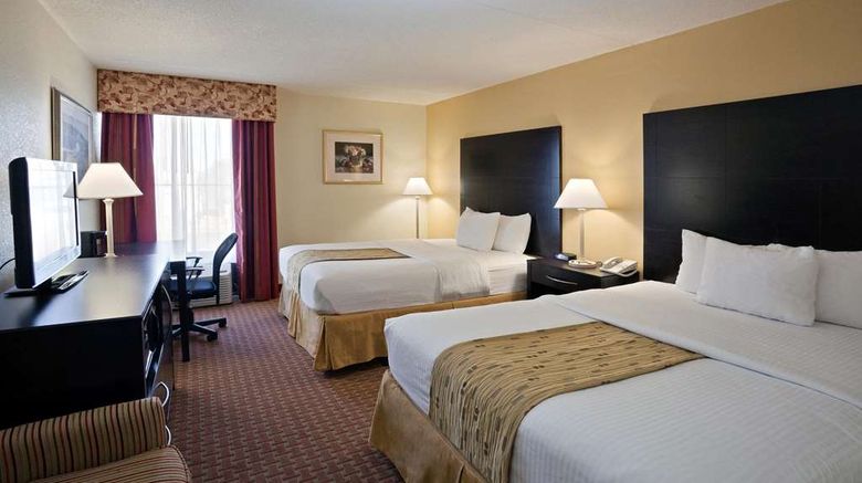 <b>La Quinta Inn & Suites Salina Room</b>. Images powered by <a href="https://iceportal.shijigroup.com/" title="IcePortal" target="_blank">IcePortal</a>.