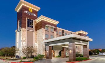 La Quinta Inn & Suites NW Beltway 8