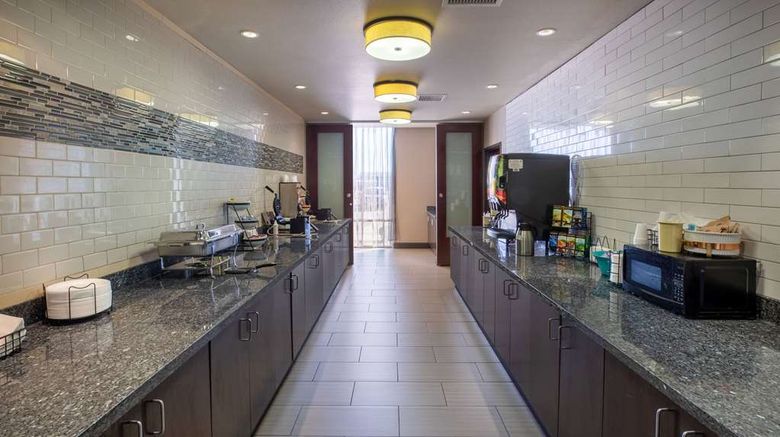 <b>La Quinta Inn & Suites Durant Restaurant</b>. Images powered by <a href="https://iceportal.shijigroup.com/" title="IcePortal" target="_blank">IcePortal</a>.