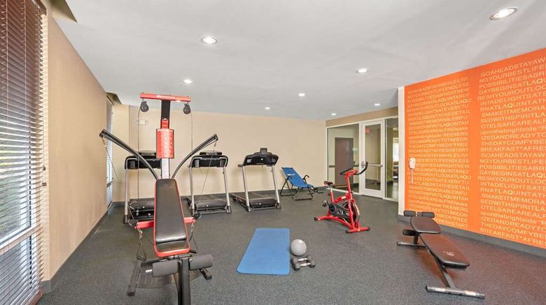 <b>La Quinta Inn & Stes Houston Willowbrook Health</b>. Images powered by <a href="https://iceportal.shijigroup.com/" title="IcePortal" target="_blank">IcePortal</a>.