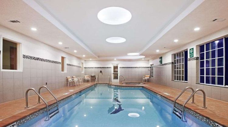 La Quinta Inn Ste Catoosa Pool