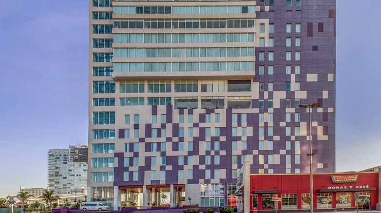 <b>La Quinta by Wyndham Puebla Palmas Exterior</b>. Images powered by <a href="https://iceportal.shijigroup.com/" title="IcePortal" target="_blank">IcePortal</a>.