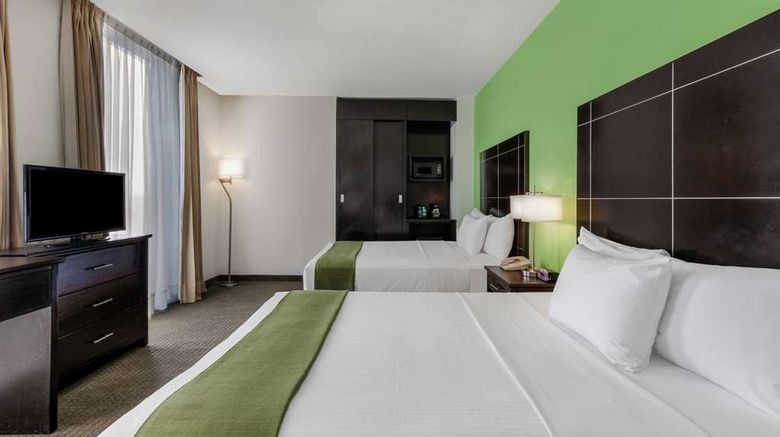 <b>La Quinta by Wyndham Puebla Palmas Room</b>. Images powered by <a href="https://iceportal.shijigroup.com/" title="IcePortal" target="_blank">IcePortal</a>.