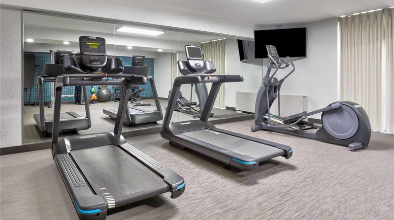 <b>La Quinta Inn & Suites Dallas I-35 Health</b>. Images powered by <a href="https://iceportal.shijigroup.com/" title="IcePortal" target="_blank">IcePortal</a>.