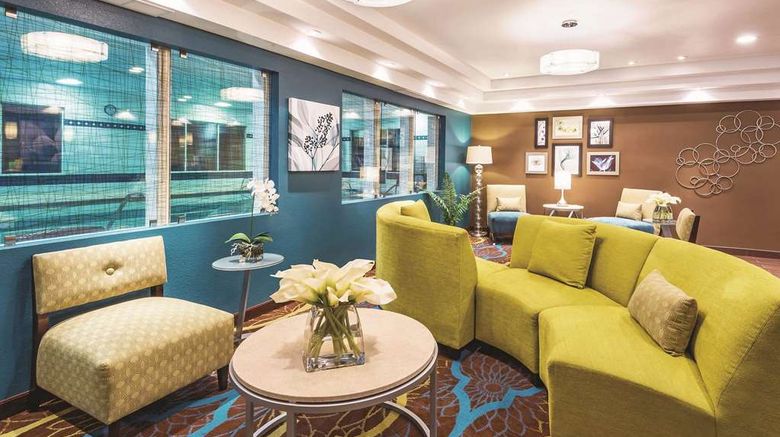 <b>La Quinta Inn & Suites Boise Towne Sq Lobby</b>. Images powered by <a href="https://iceportal.shijigroup.com/" title="IcePortal" target="_blank">IcePortal</a>.