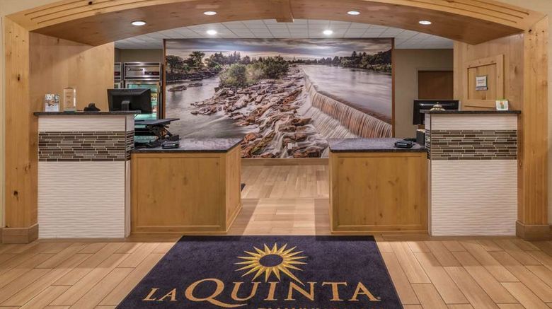 <b>La Quinta Inn & Suites Idaho Falls Lobby</b>. Images powered by <a href="https://iceportal.shijigroup.com/" title="IcePortal" target="_blank">IcePortal</a>.