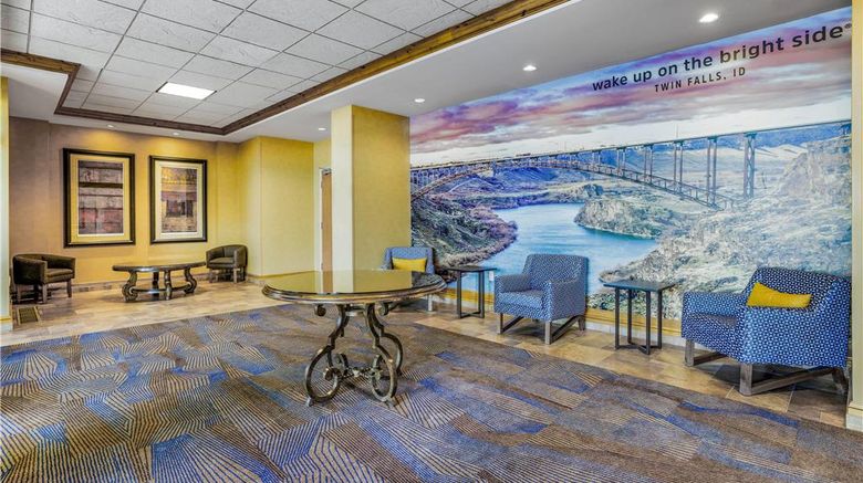 <b>La Quinta Inn & Suites Twin Falls Lobby</b>. Images powered by <a href="https://iceportal.shijigroup.com/" title="IcePortal" target="_blank">IcePortal</a>.