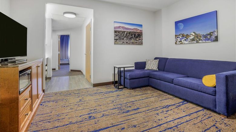 <b>La Quinta Inn & Suites Twin Falls Suite</b>. Images powered by <a href="https://iceportal.shijigroup.com/" title="IcePortal" target="_blank">IcePortal</a>.